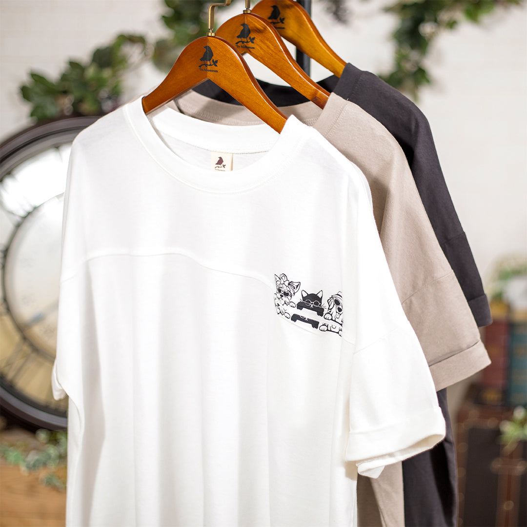 3匹の犬ポケットカラーボタンTシャツ