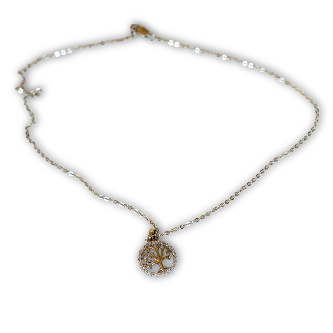 きらめく森のネックレス