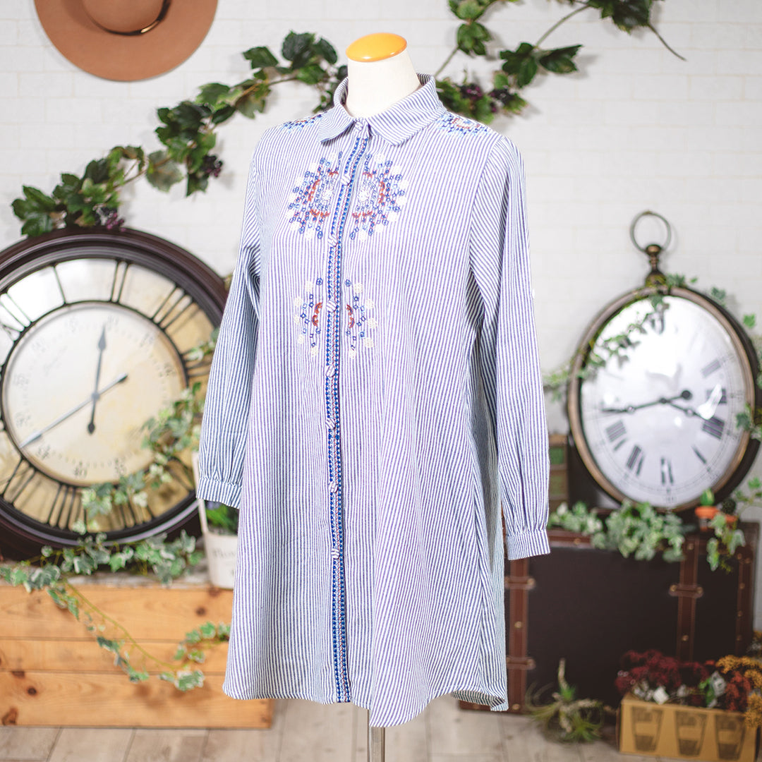 野花のささやきブラウス