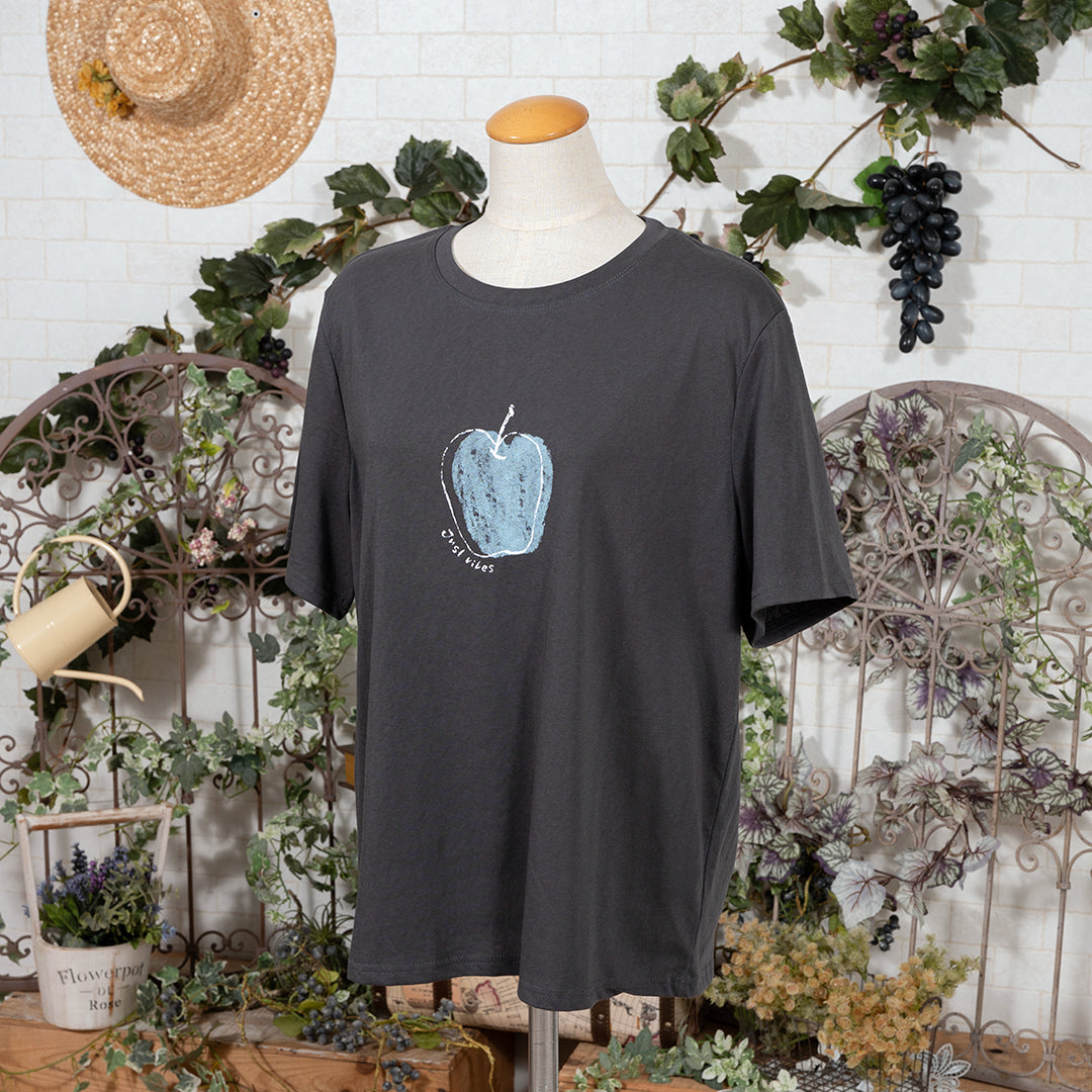 森で見つけた果実Tシャツ