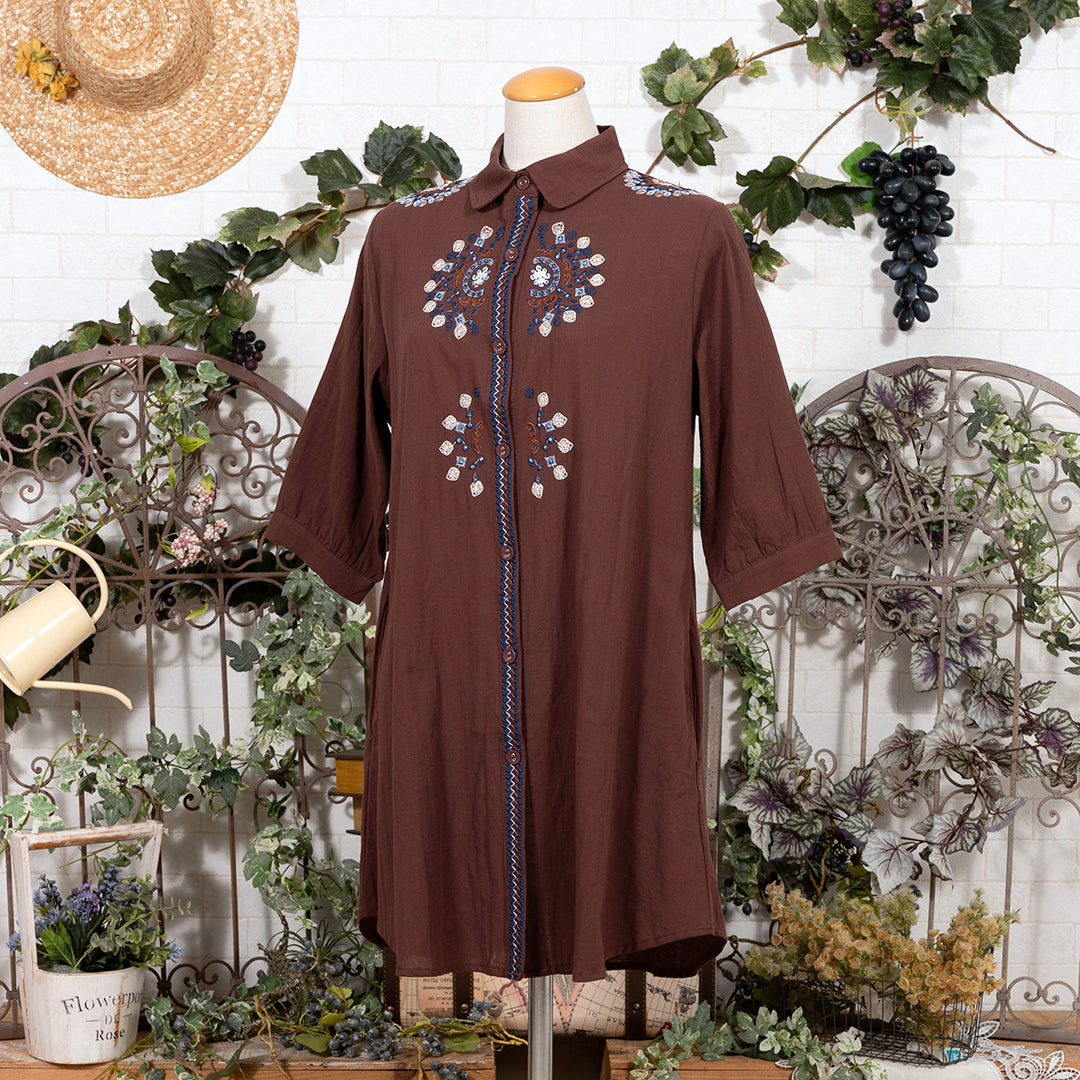 北欧刺繍のロングシャツ