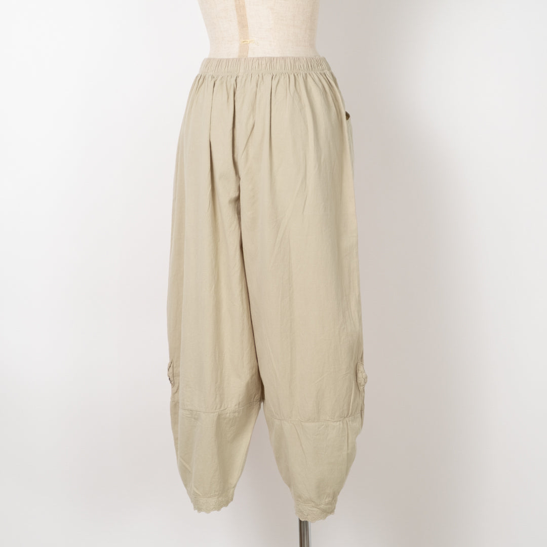 裾レースパンツ (10024828403844)