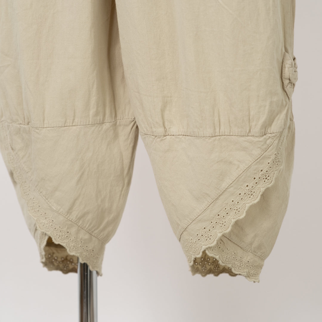 裾レースパンツ (10024828403844)