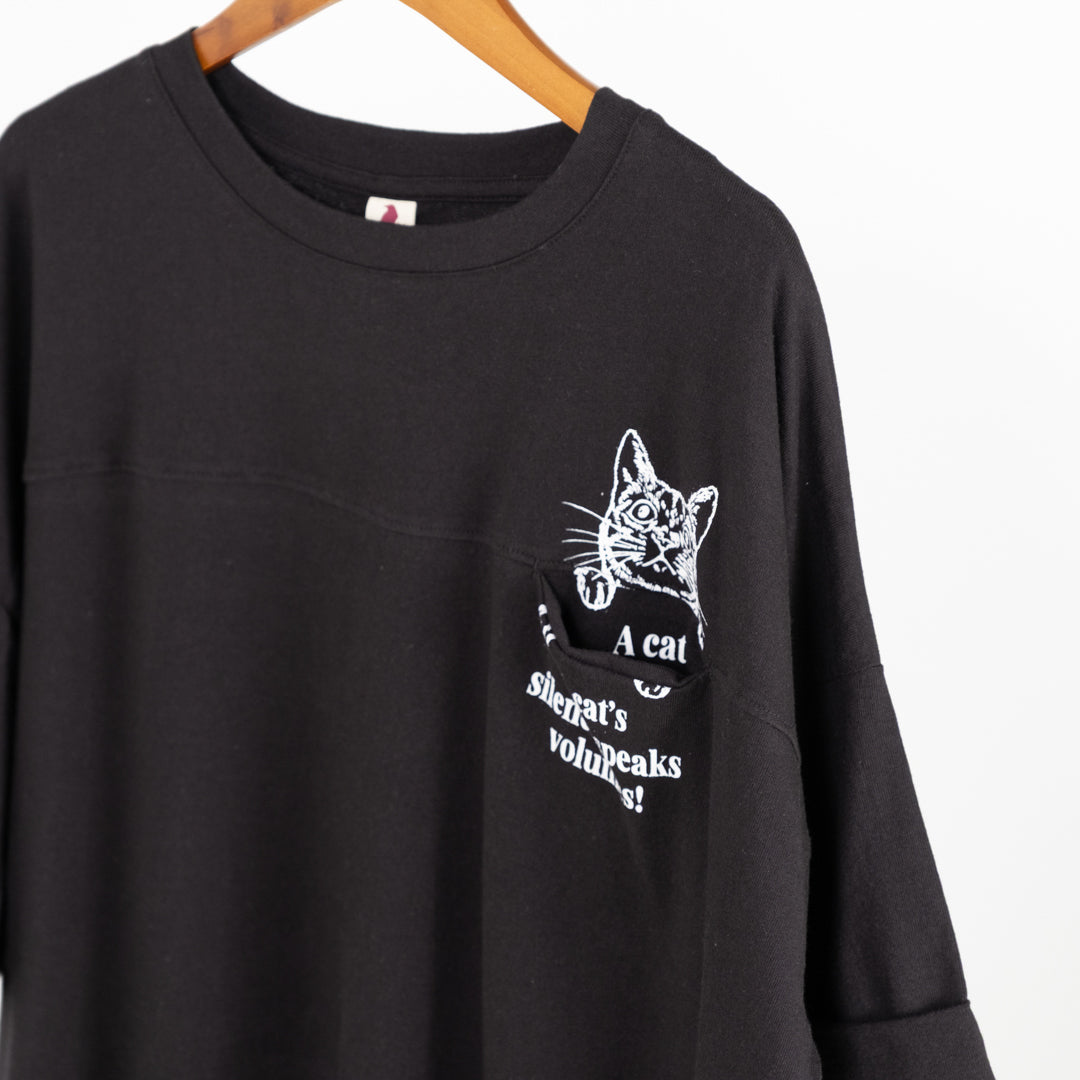 ひょっこり猫Tシャツ (10027363401860)