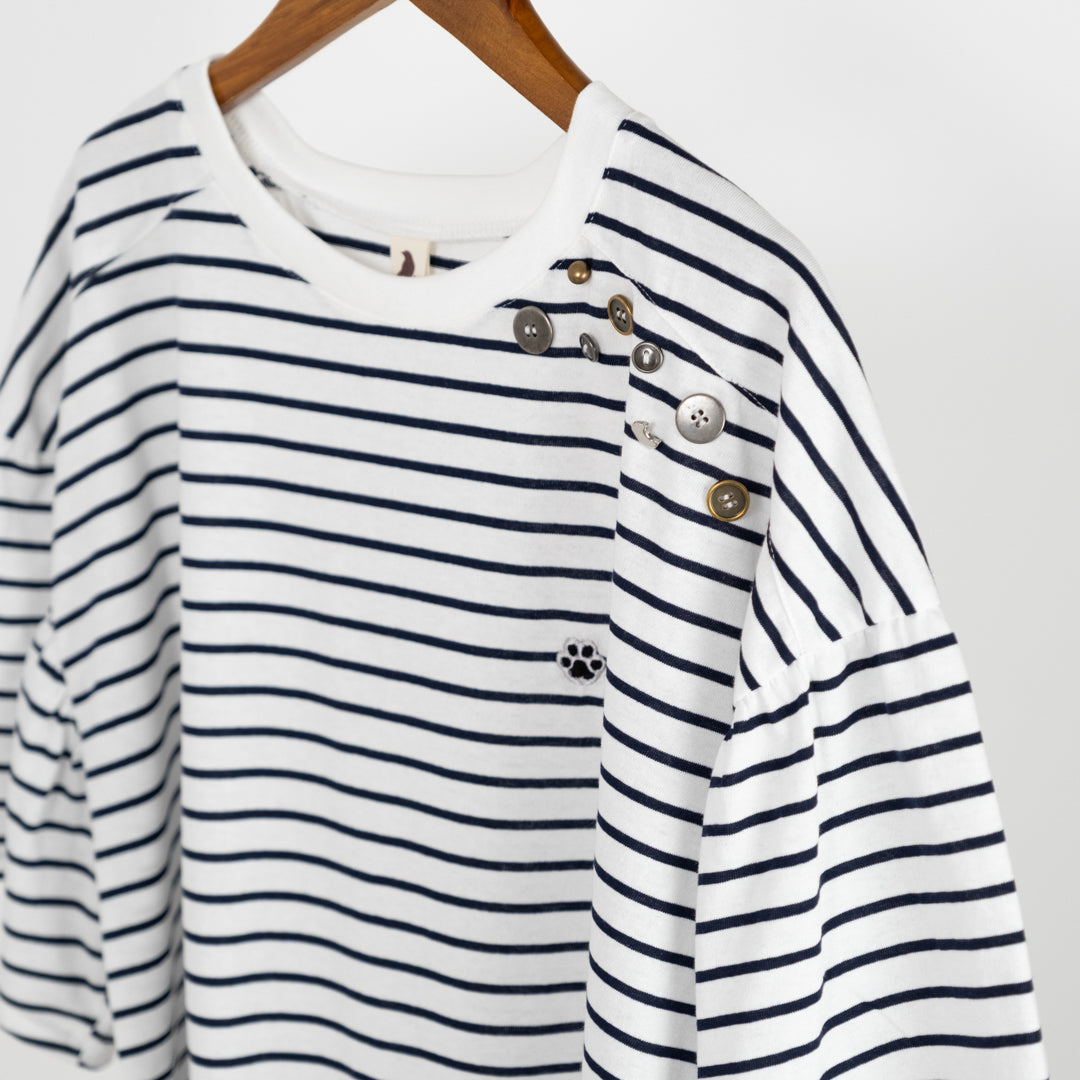 刺しゅう入り多ボタンボーダープルオーバー (10032823468164)