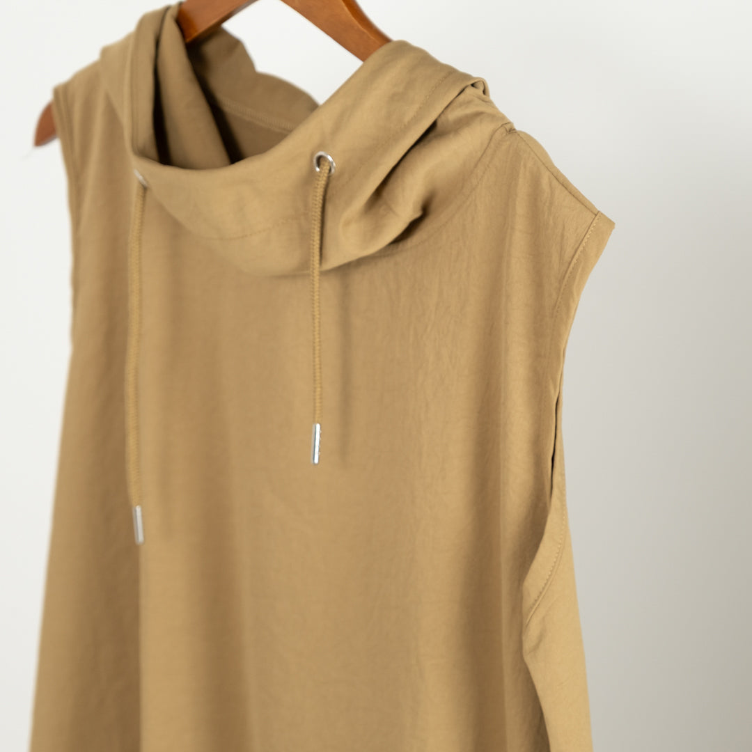 フード付きバルーンノースリーブワンピース (10049476198532)