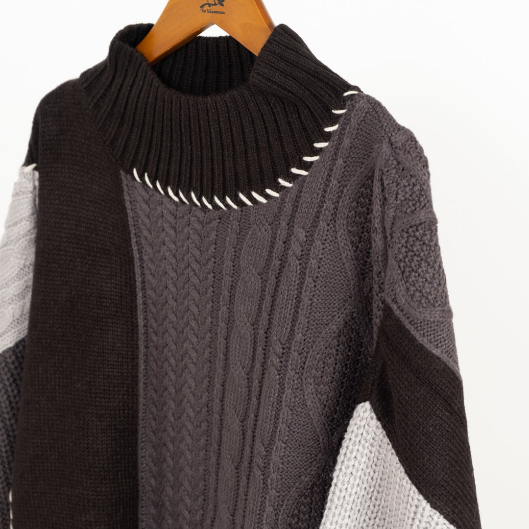 ケーブル切替ハンドステッチプルオーバーニット