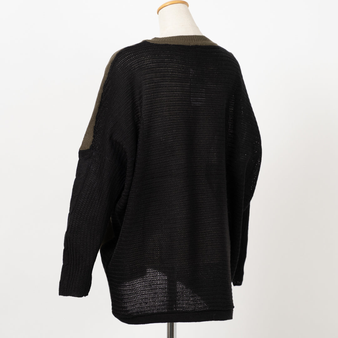 袖ケーブル配色ニットプルオーバー