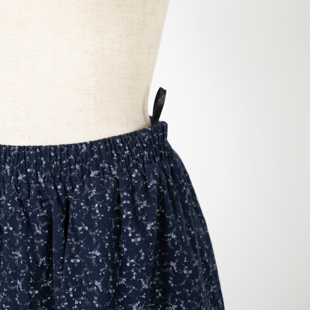 ミドルスカート