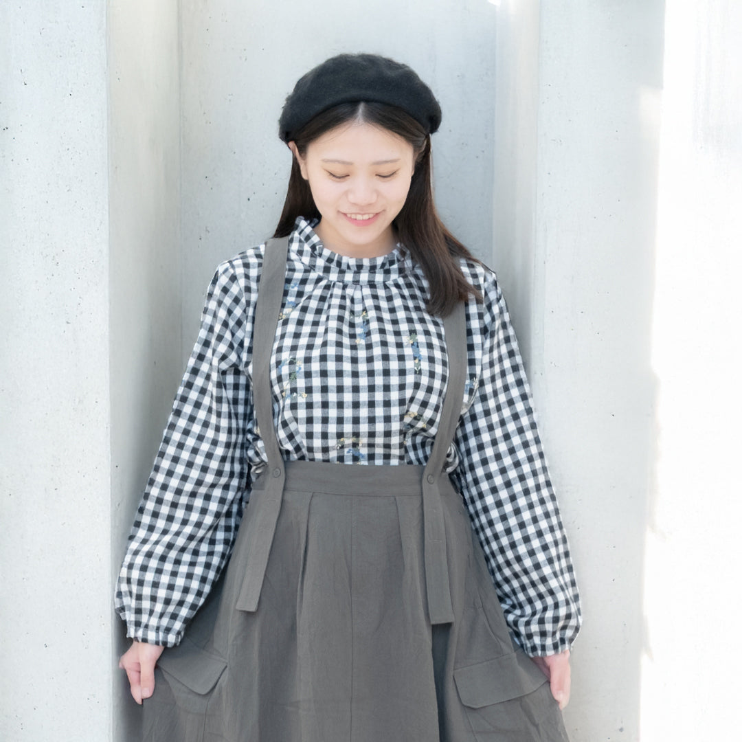 数字花刺しゅうフリルブラウス – to blossom