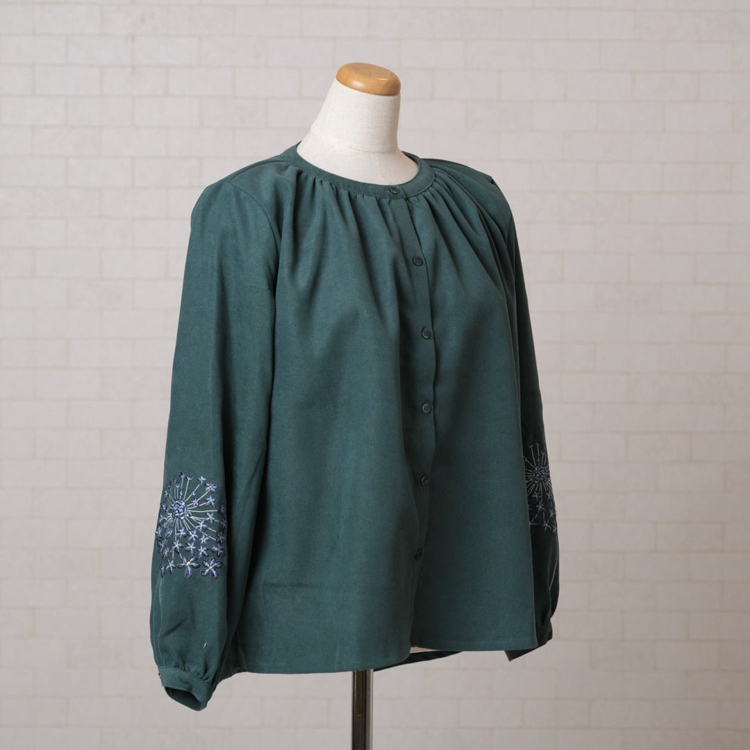 袖に花刺繍の柔らかコールブラウス - to blossom (8181420032132)