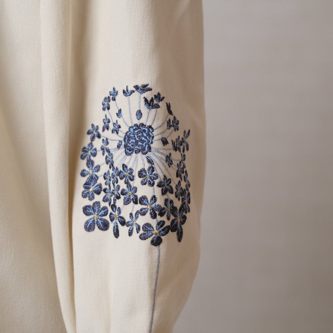 袖に花刺繍の柔らかコールブラウス - to blossom (8181420032132)