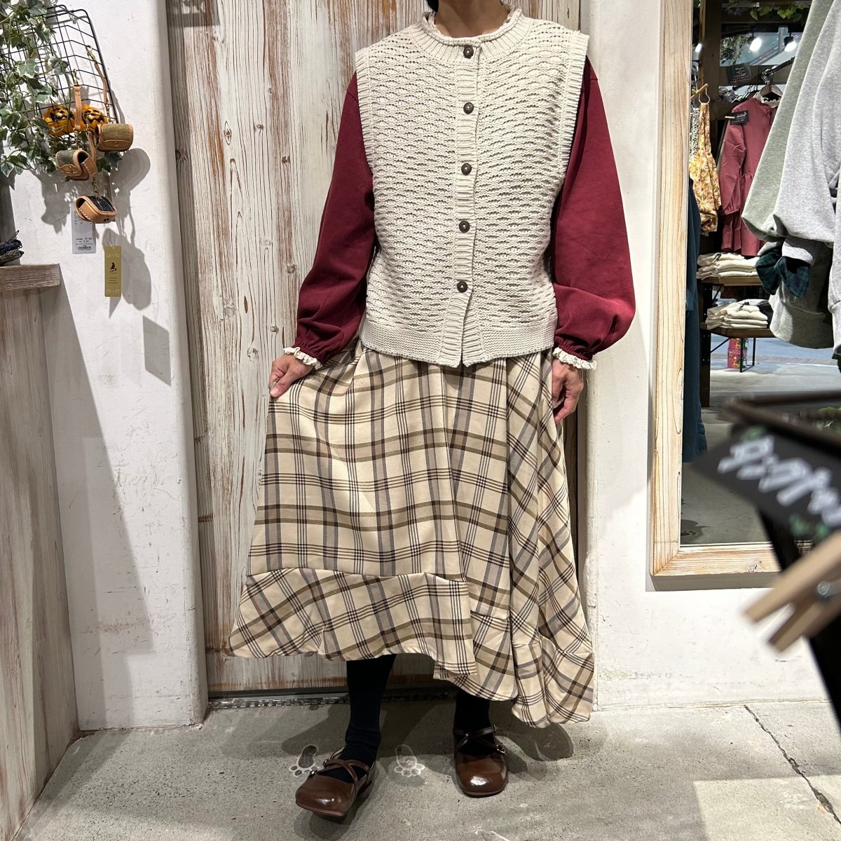 イレギュラーヘムのチェックスカート - to blossom (8166817464452)