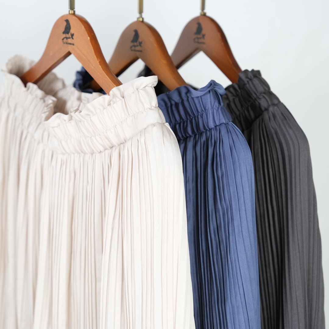 ヴィンテージサテン消しプリーツパンツ - to blossom (8207676145796)