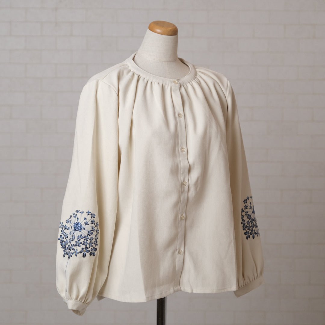 袖に花刺繍の柔らかコールブラウス - to blossom (8181420032132)