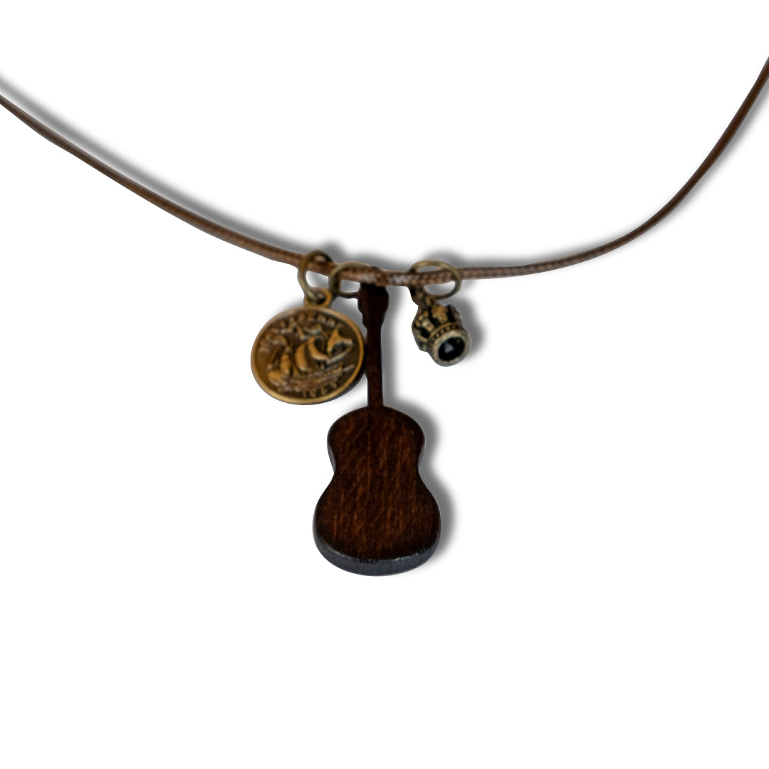 吟遊詩人のギターネックレス