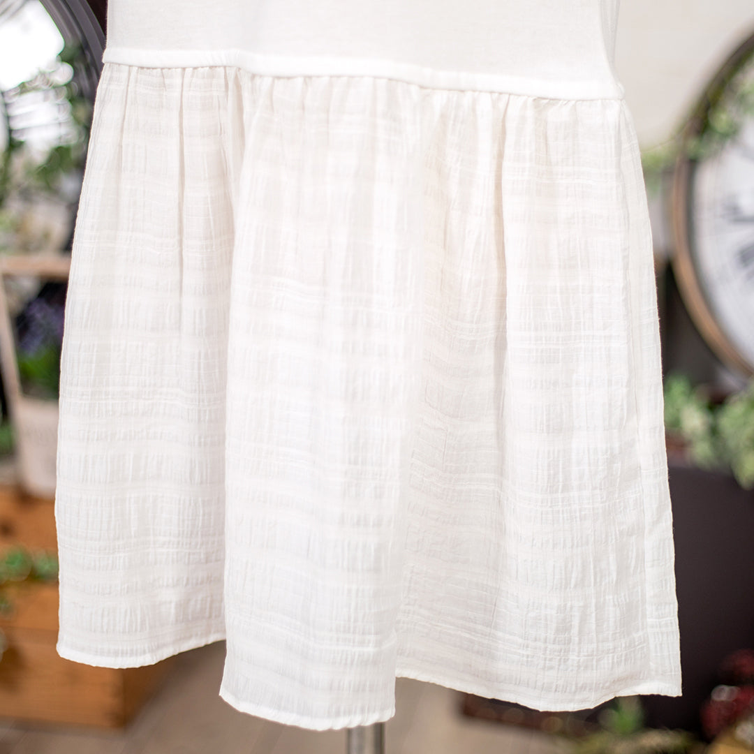 裾レースレイヤータンクトップ