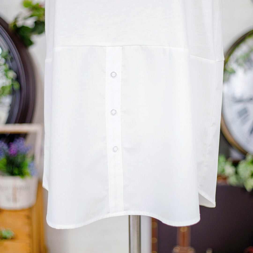 シャツ裾タンクトップ