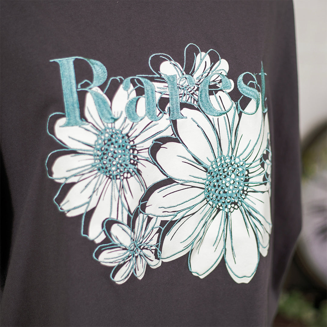 お花と刺繍のTｼｬﾂ