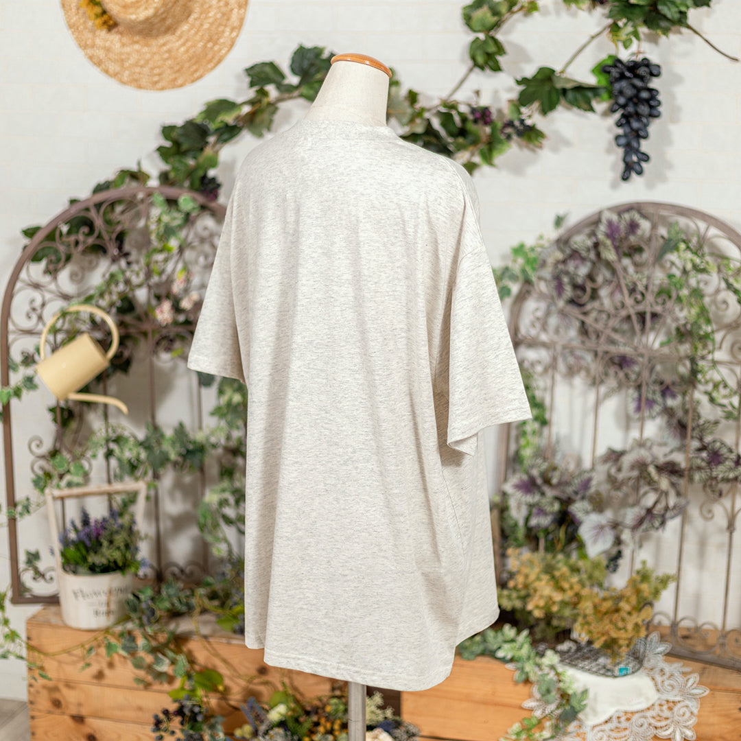 食べられたネコTシャツ