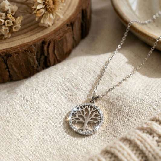 きらめく森のネックレス