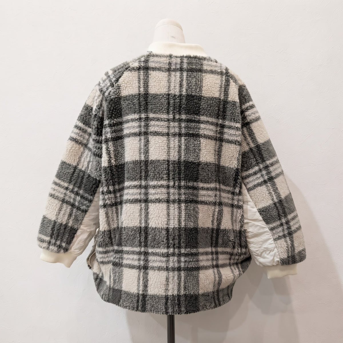【オンライン限定】リバーシブルボアジャケット