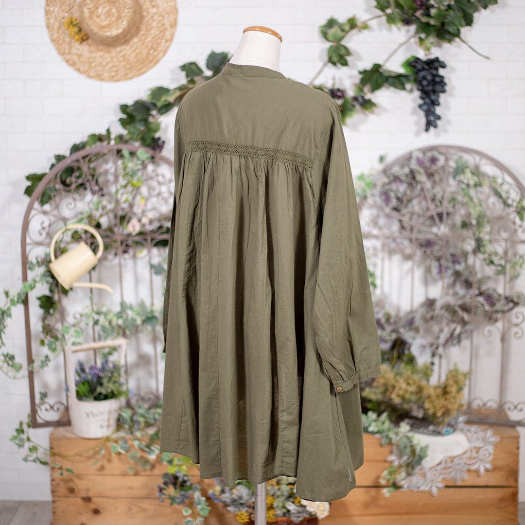 大人の天使のブラウス