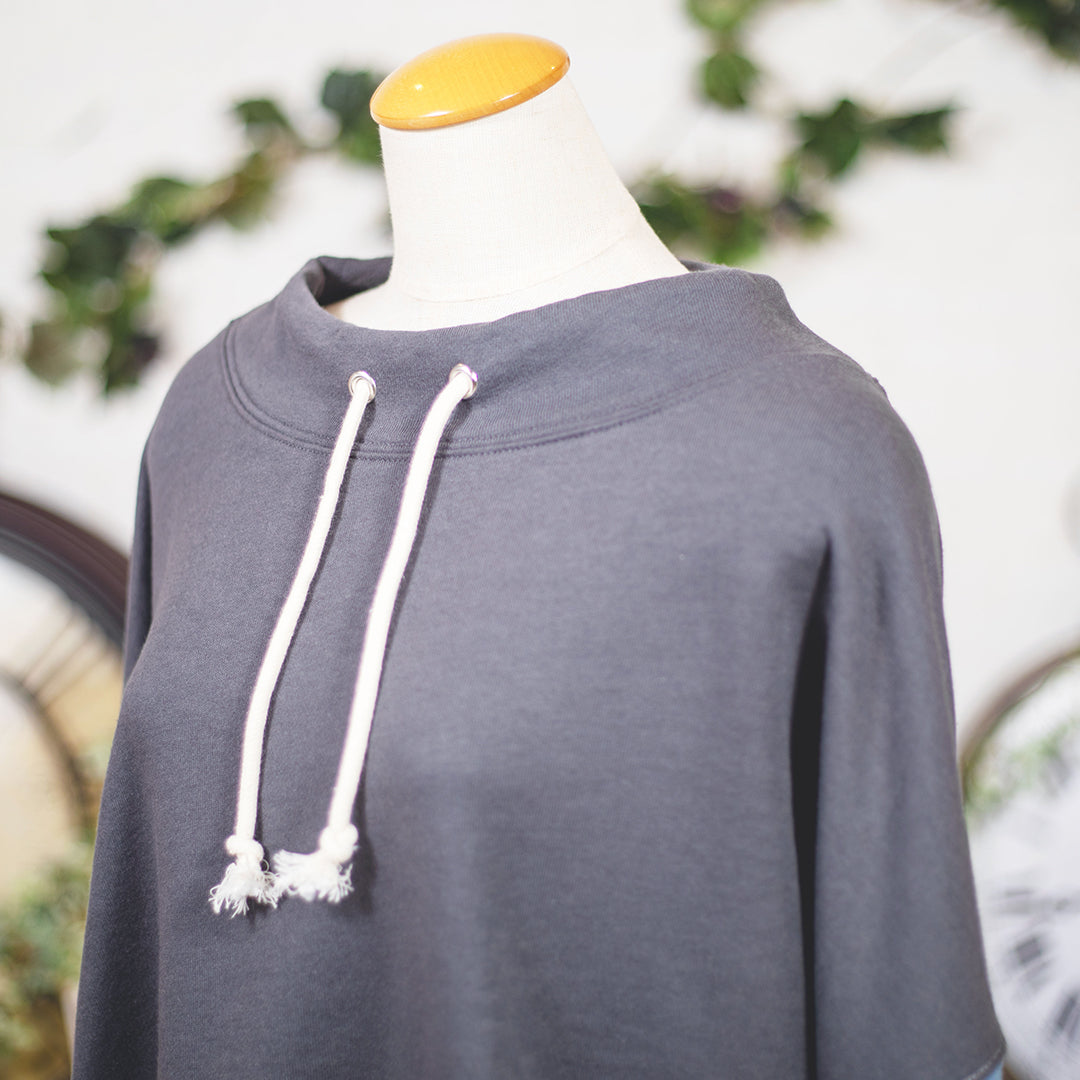 裏毛配色ルーズハイネック