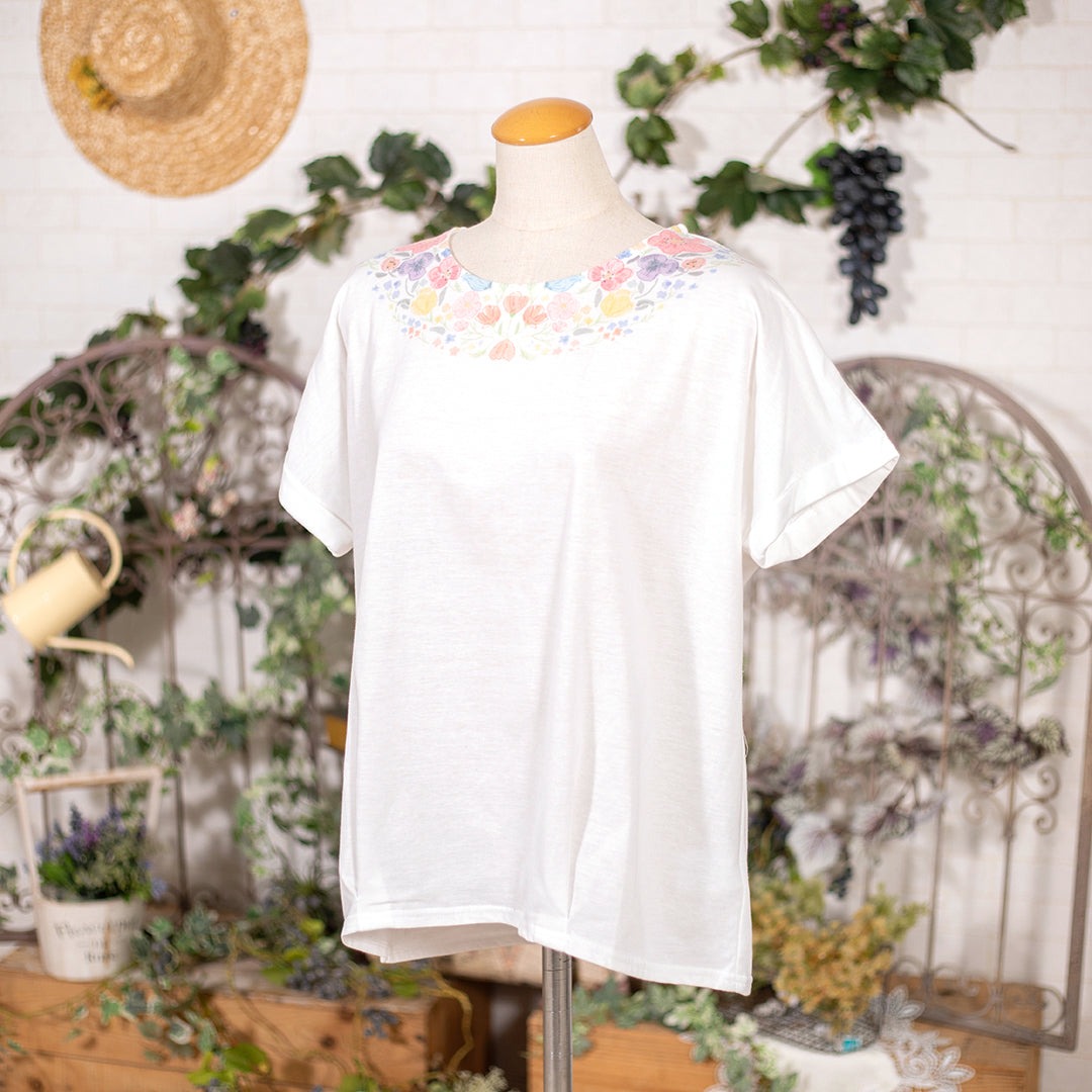 水彩ブーケタックTシャツ