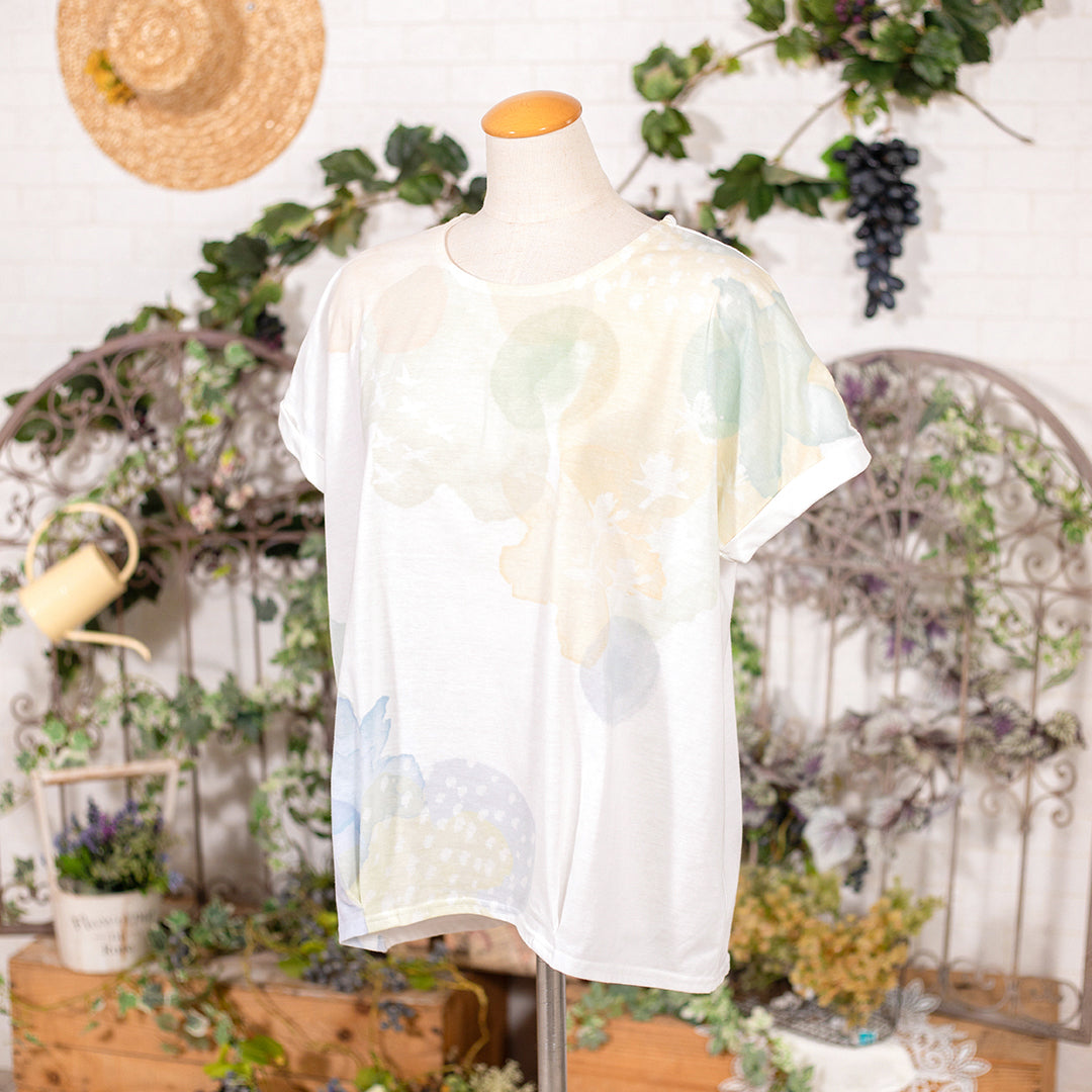 水彩ニュアンスフラワータックTシャツ