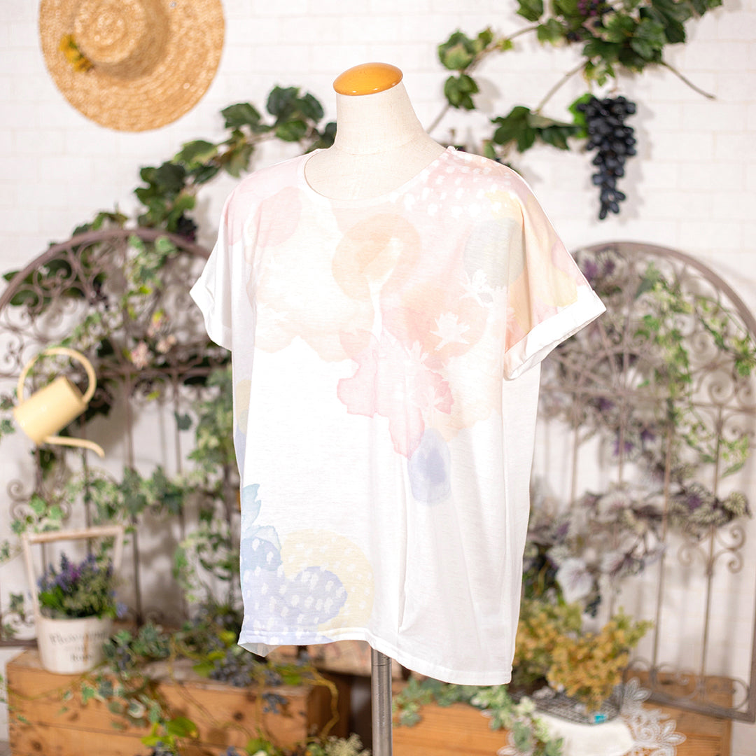 水彩ニュアンスフラワータックTシャツ – to blossom