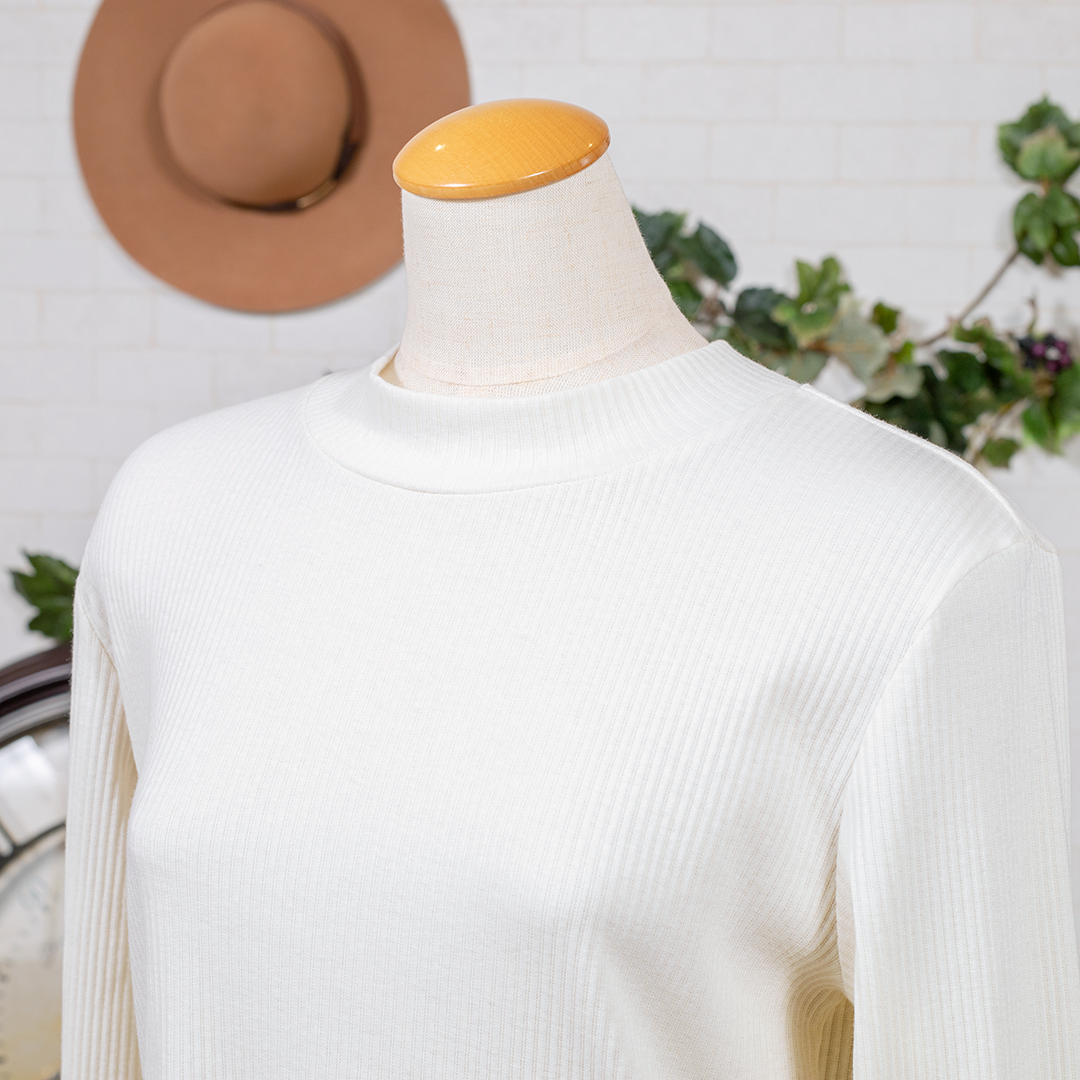 多色ボタン配色プルオーバー