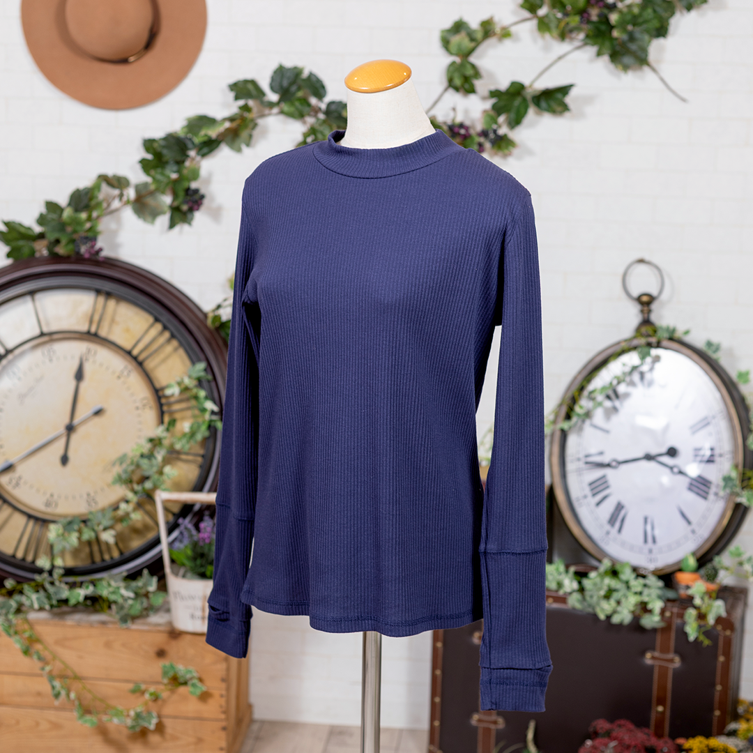 多色ボタン配色プルオーバー