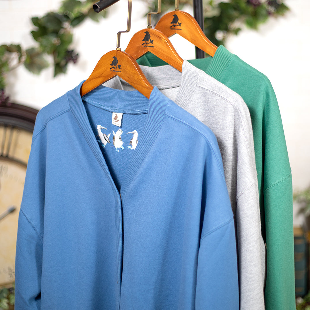 Vネックアオアシカツオドリ刺繡カーディガン