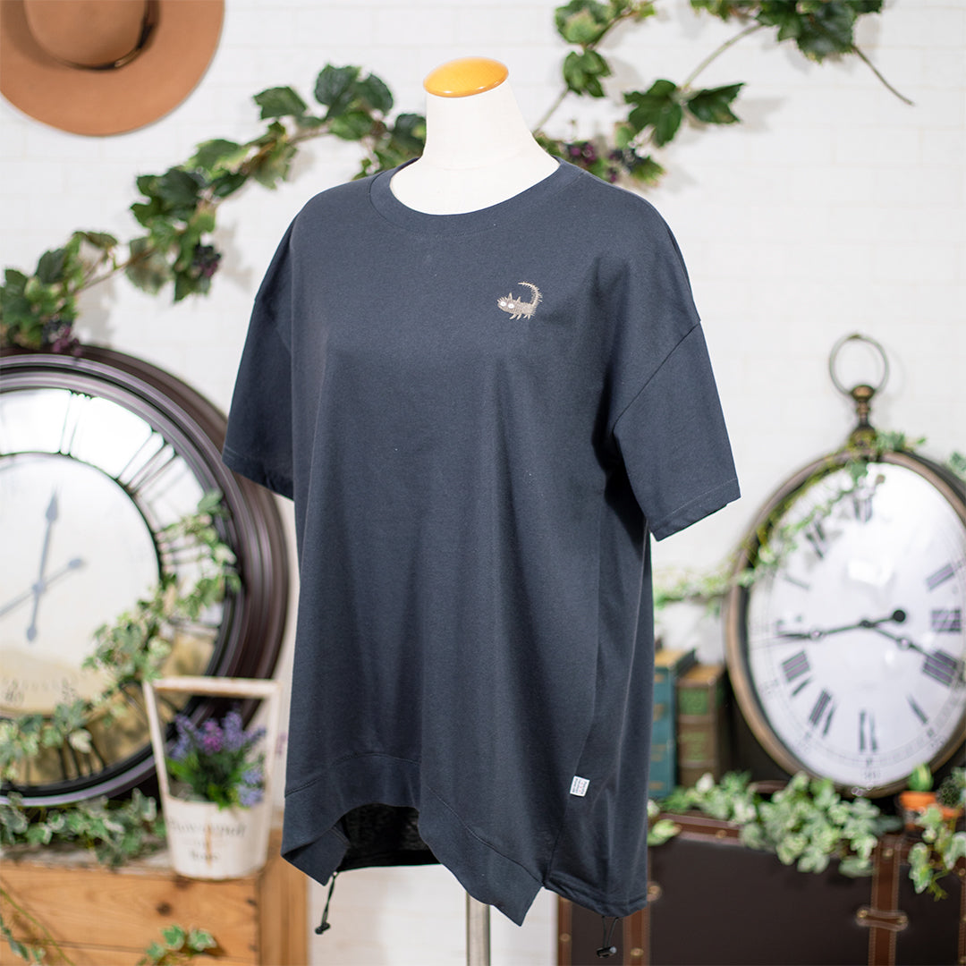 ドロストネコ刺繍プルオーバー