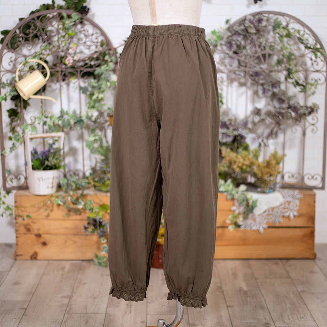 裾スカラップクロップドパンツ