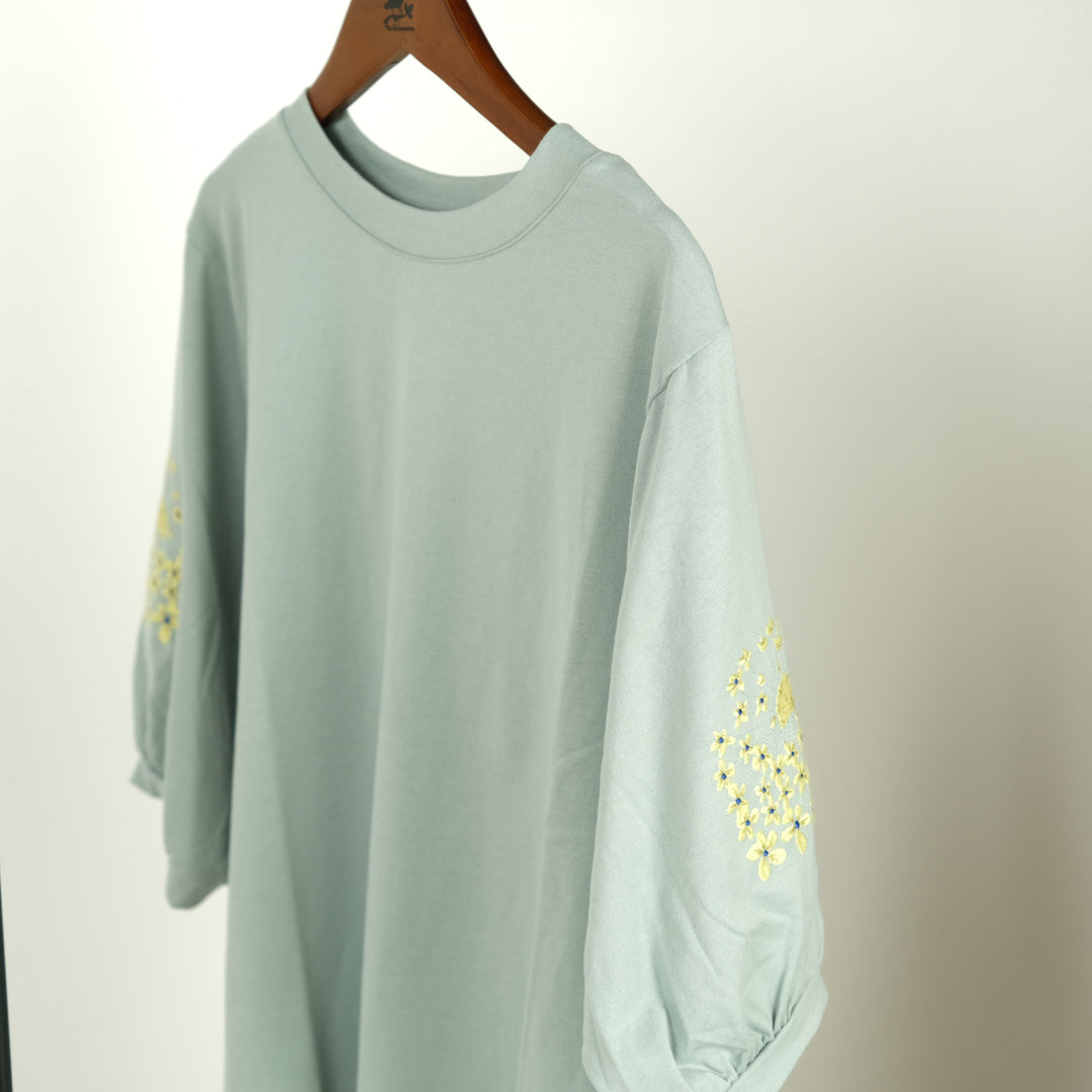 アガパンサス刺しゅうプルオーバー (9998357495940)