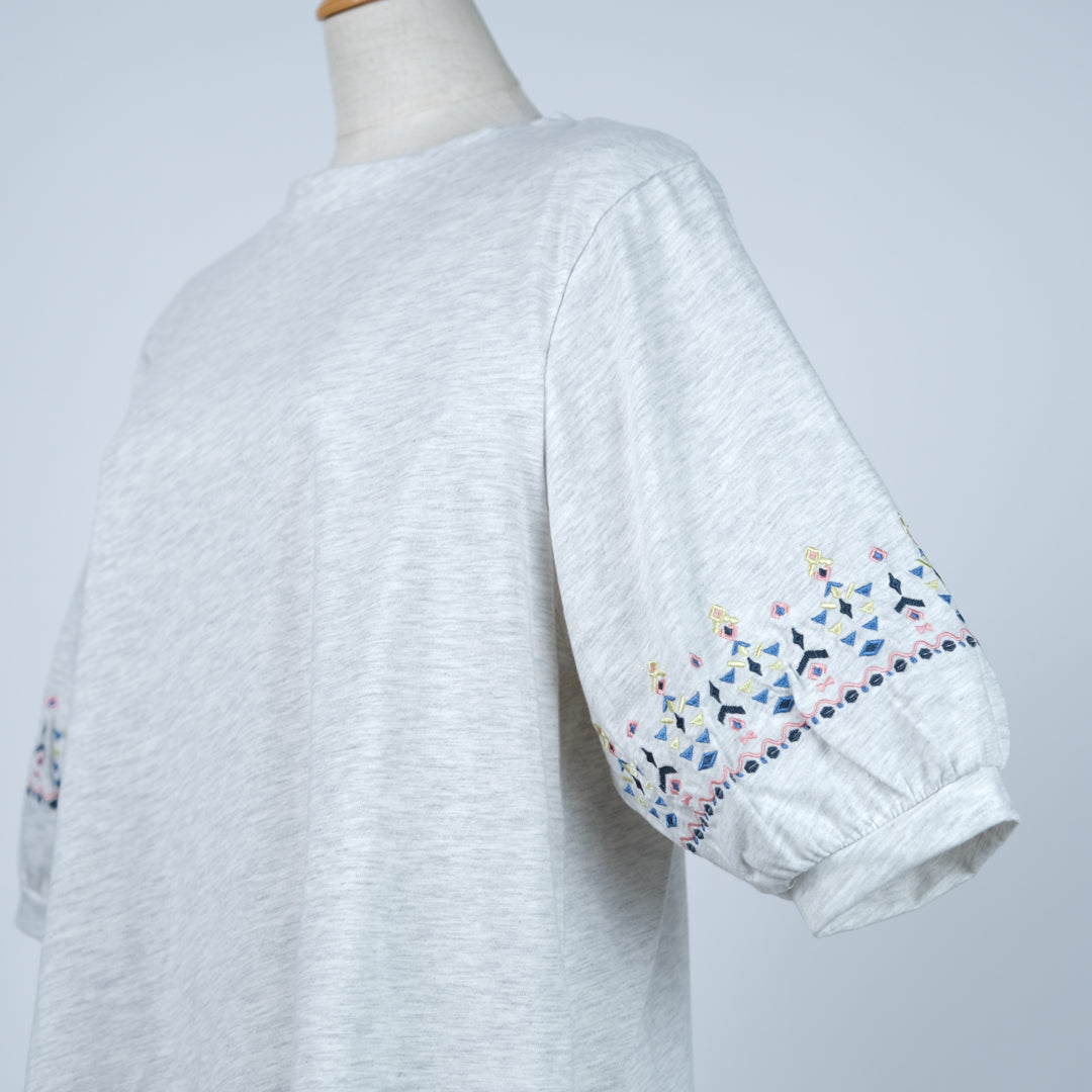 袖刺しゅうプルオーバー (9998350844036)