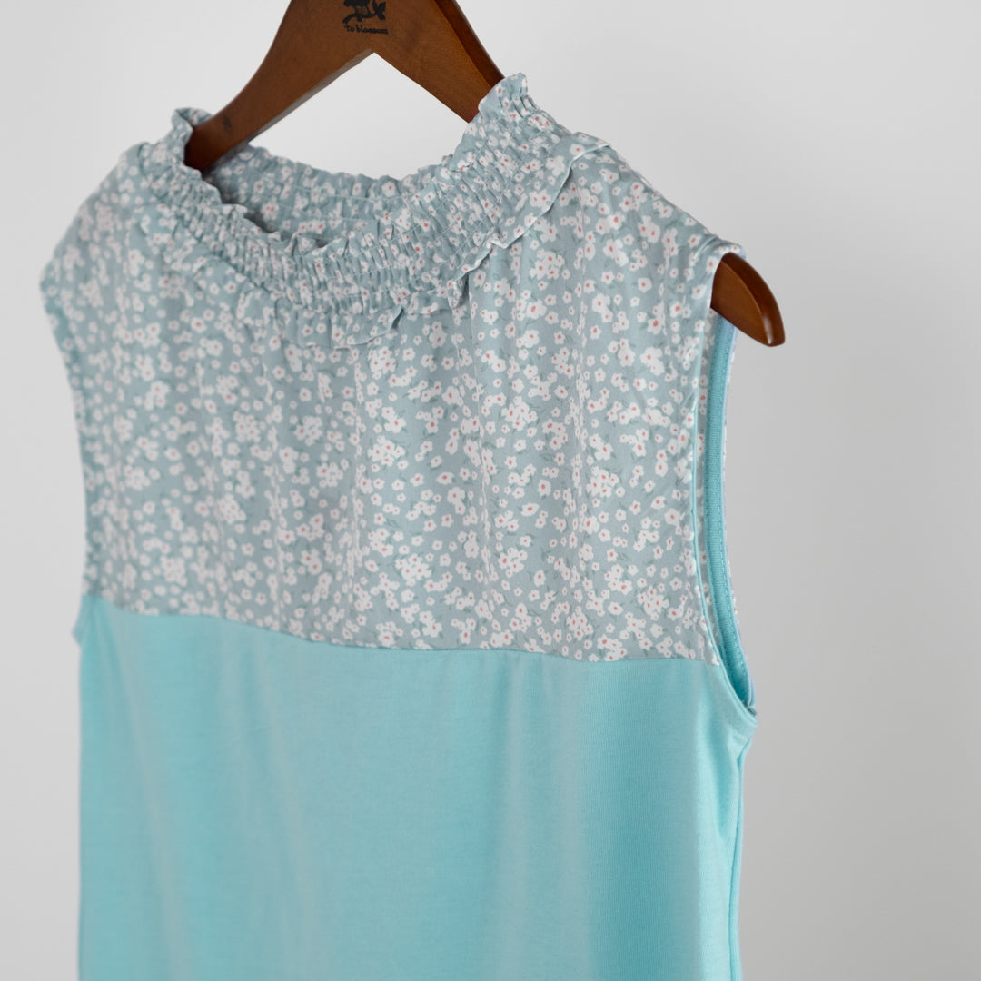 フリルネックタンクトップ小花柄 (10024824832132)