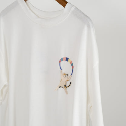 パラシュートぶらぶら猫Ｔシャツ (10032792436868)