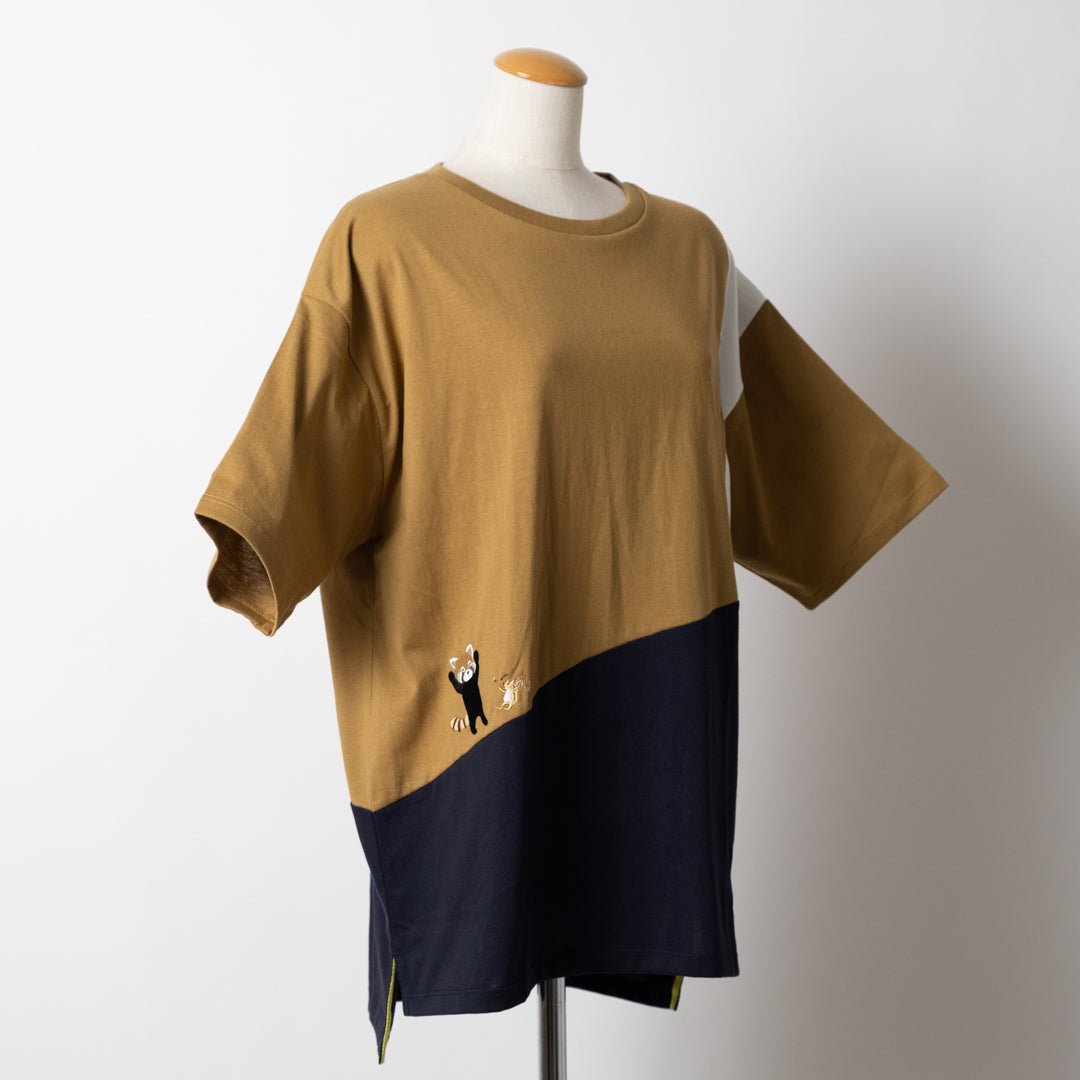気ままなレッサーパンダ配色Tシャツ (10060285870212)