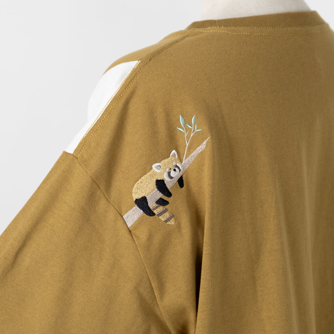気ままなレッサーパンダ配色Tシャツ (10060285870212)
