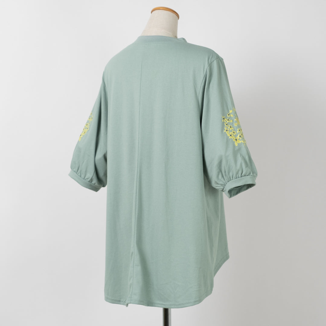 アガパンサス刺しゅうプルオーバー (10060289736836)