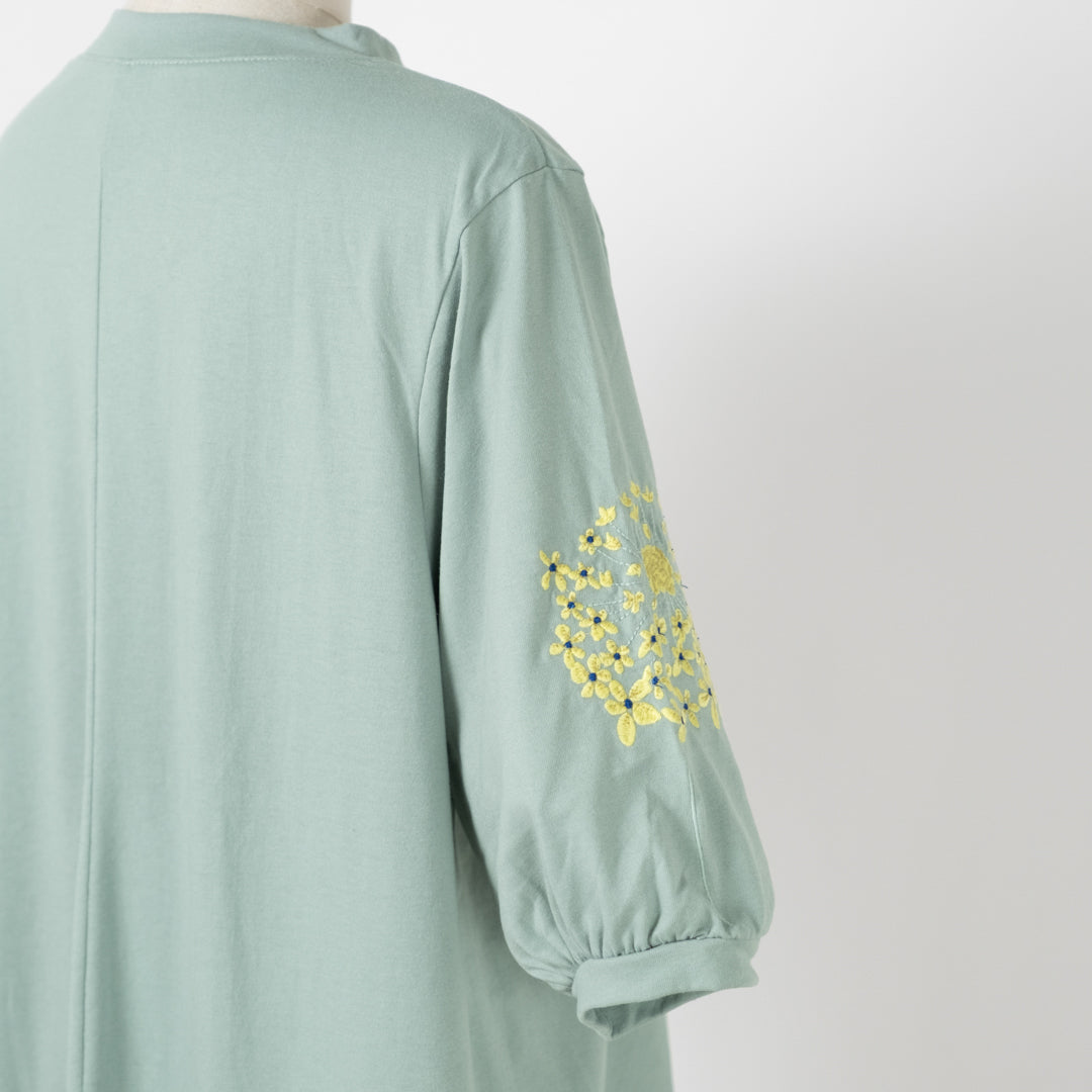 アガパンサス刺しゅうプルオーバー (10060289736836)