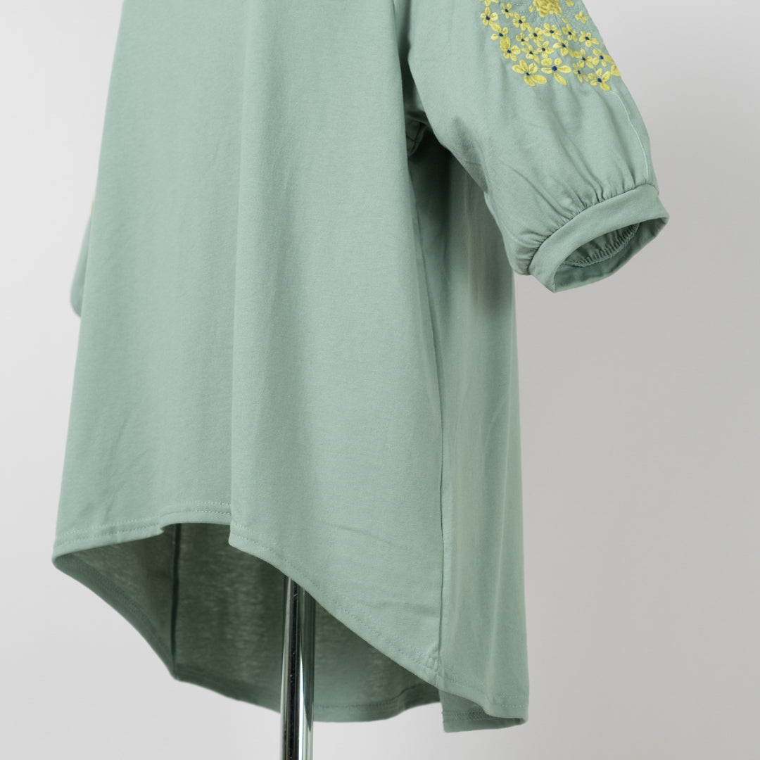 アガパンサス刺しゅうプルオーバー (10060289736836)