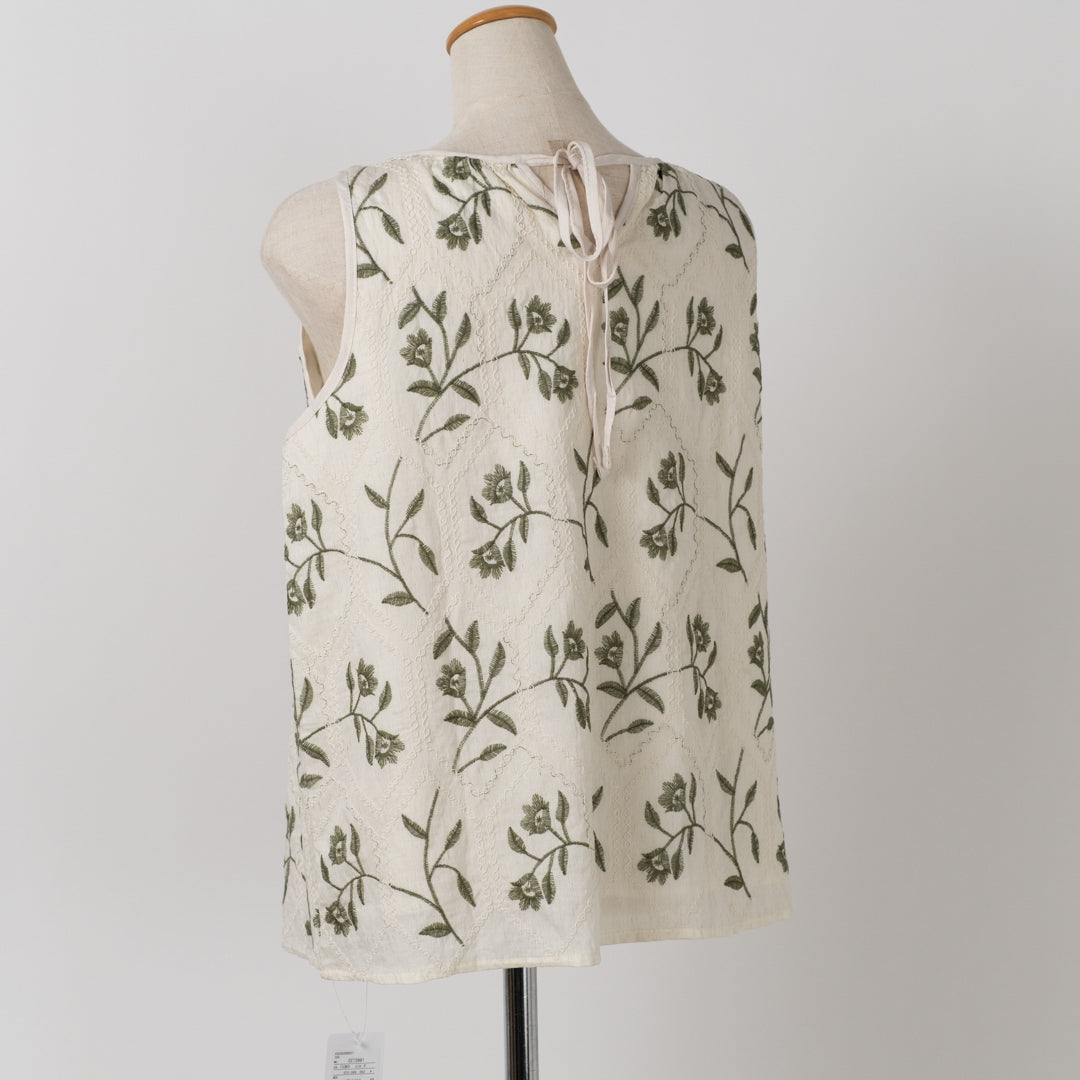 花柄エンブロイダリーブラウス (10069113307268)