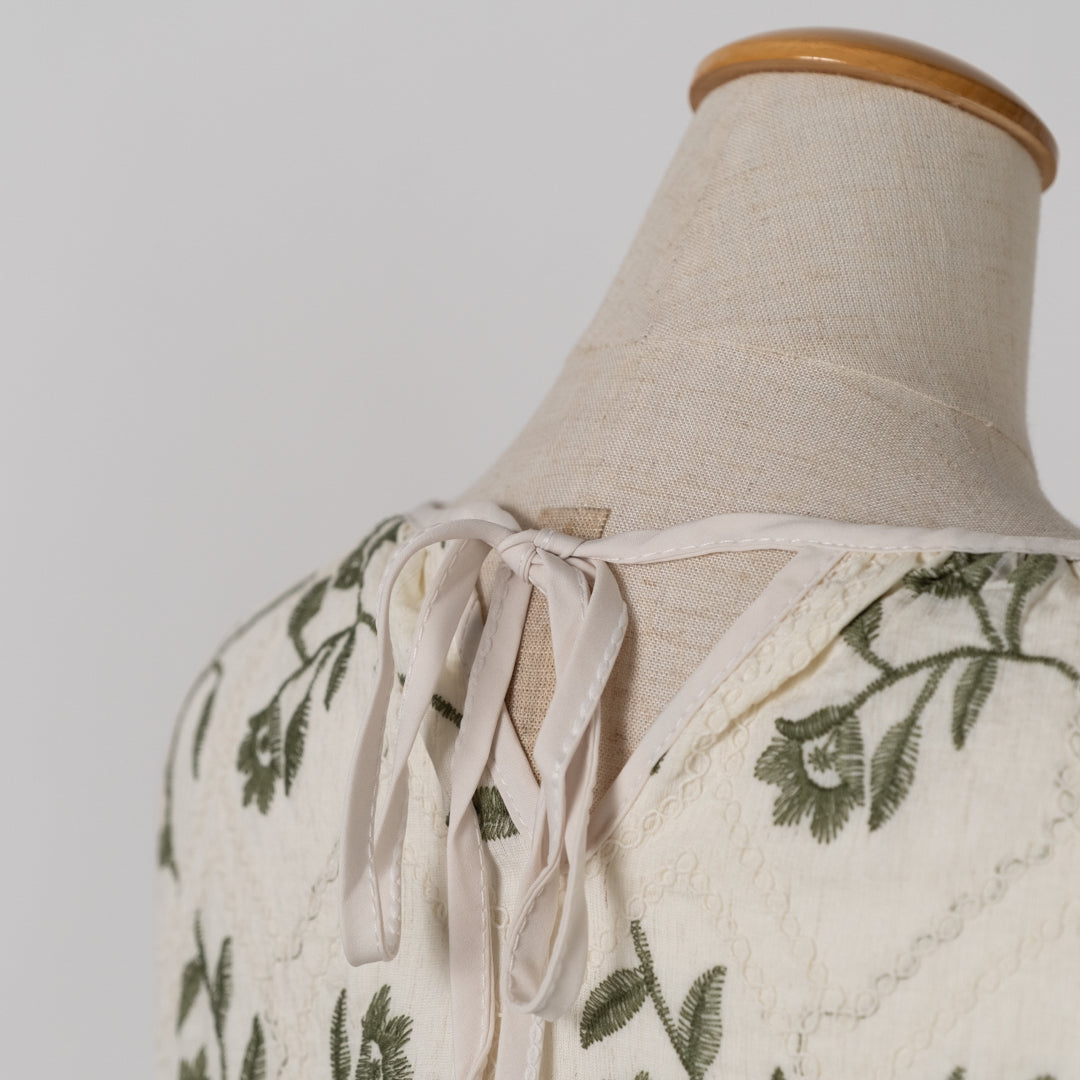 花柄エンブロイダリーブラウス (10069113307268)