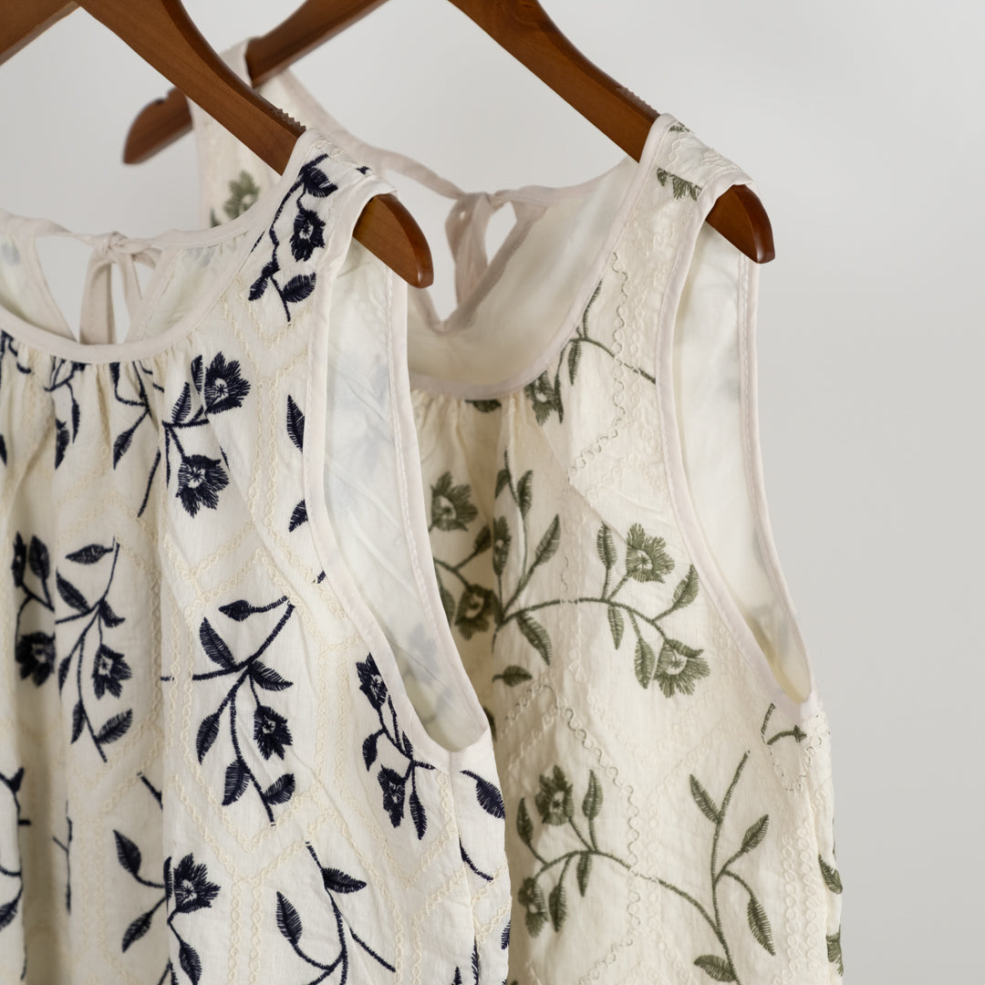 花柄エンブロイダリーブラウス (10069113307268)