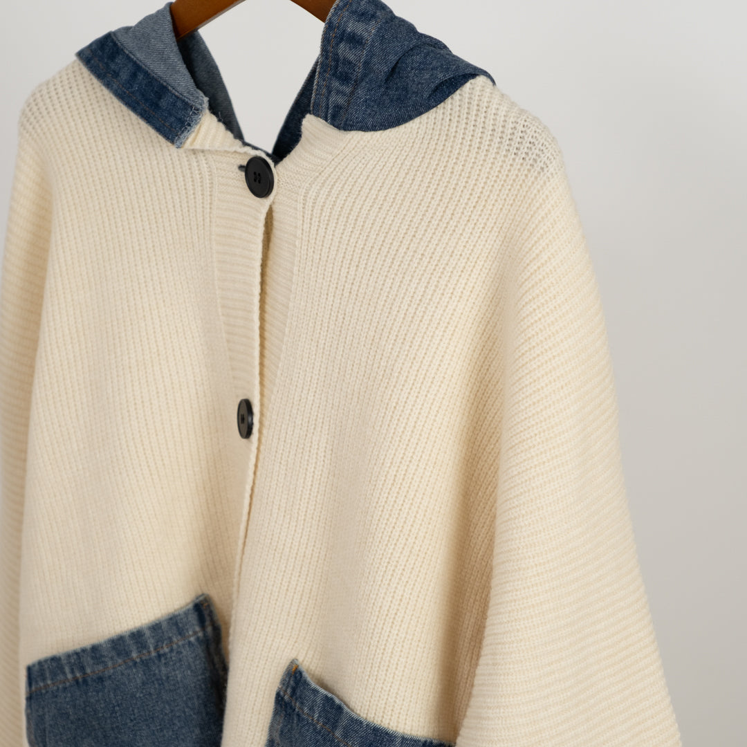 デニムパッチのざっくりカーディガン