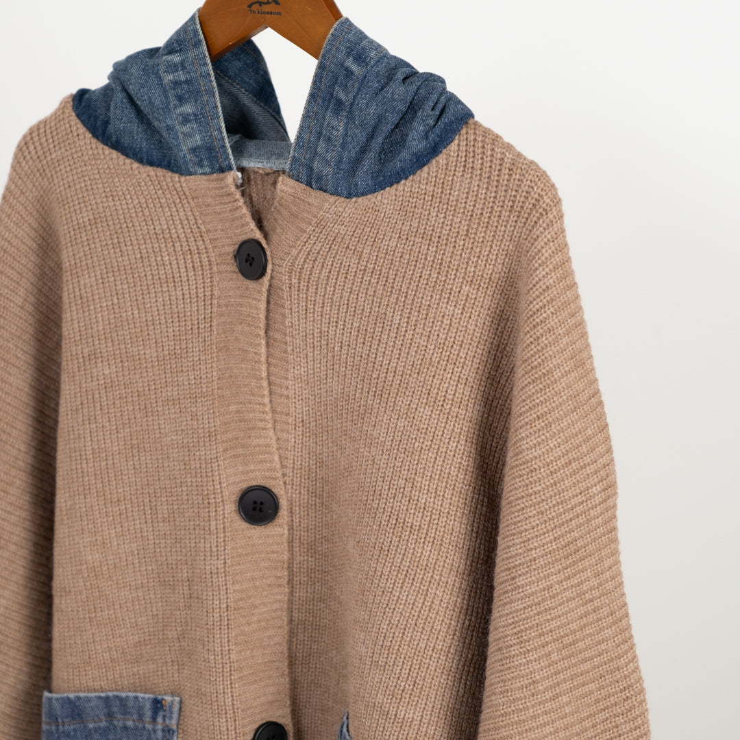 デニムパッチのざっくりカーディガン